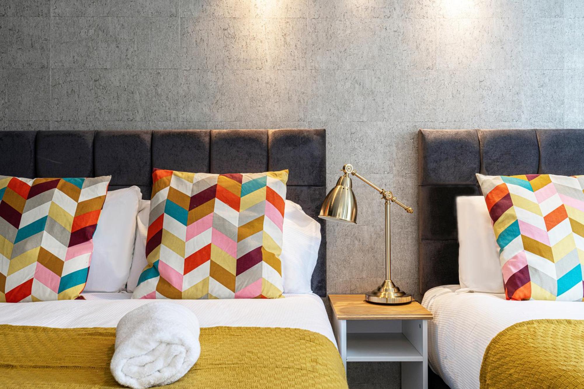 Elegant 3 Bedrooms Near Hyde Park & Oxford St Апартаменты