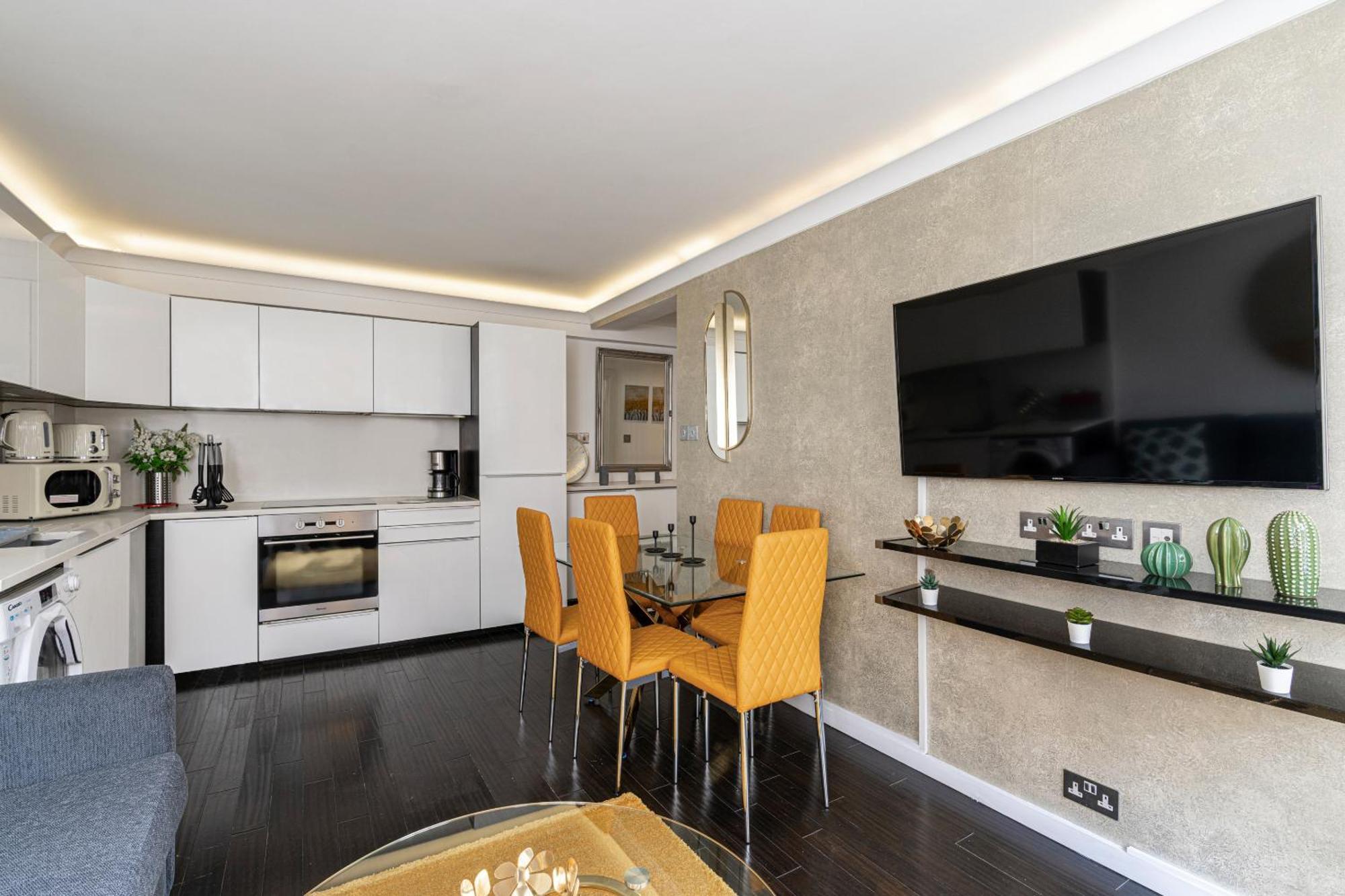 Elegant 3 Bedrooms Near Hyde Park & Oxford St Апартаменты
