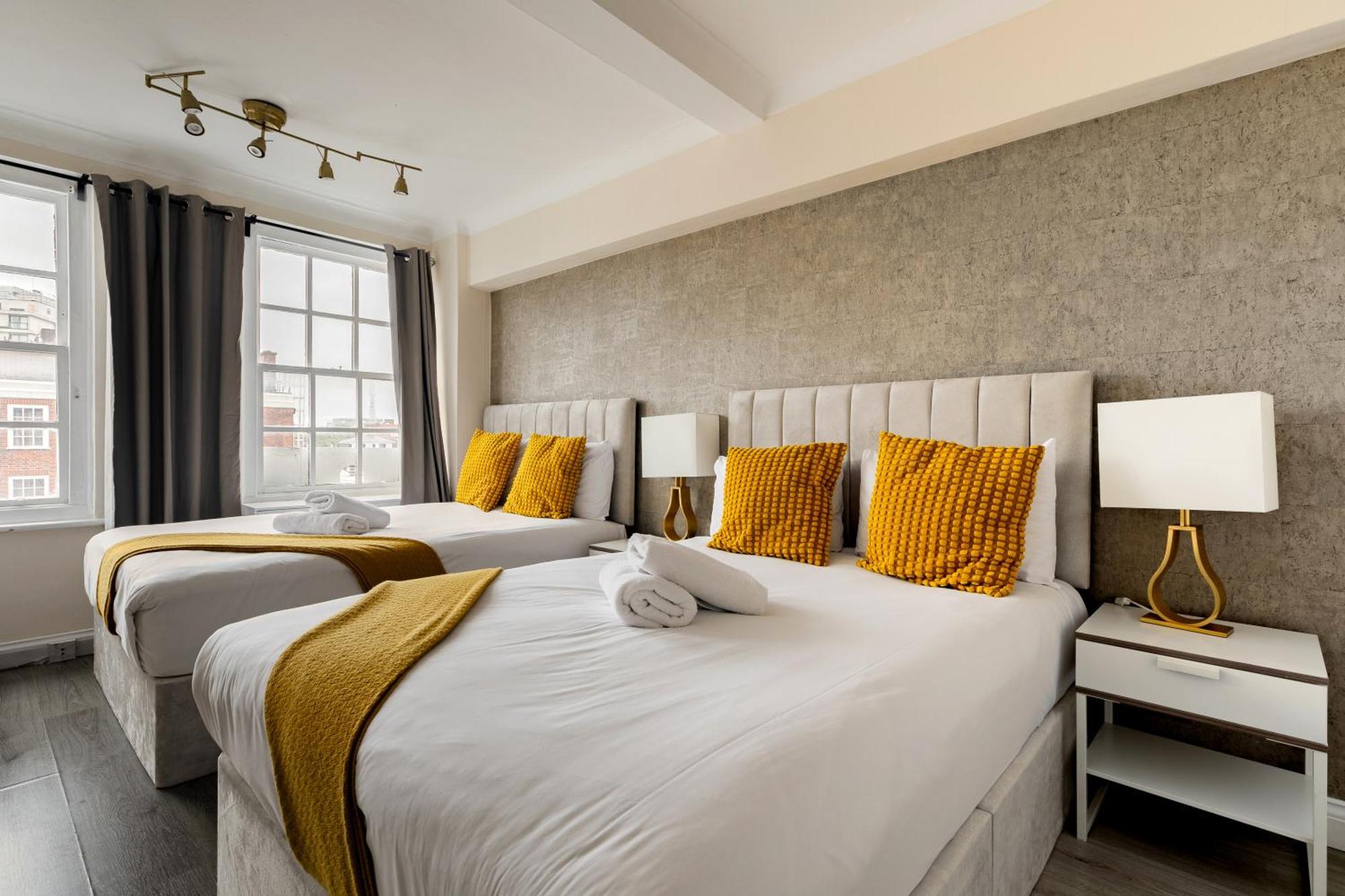 Elegant 3 Bedrooms Near Hyde Park & Oxford St Апартаменты