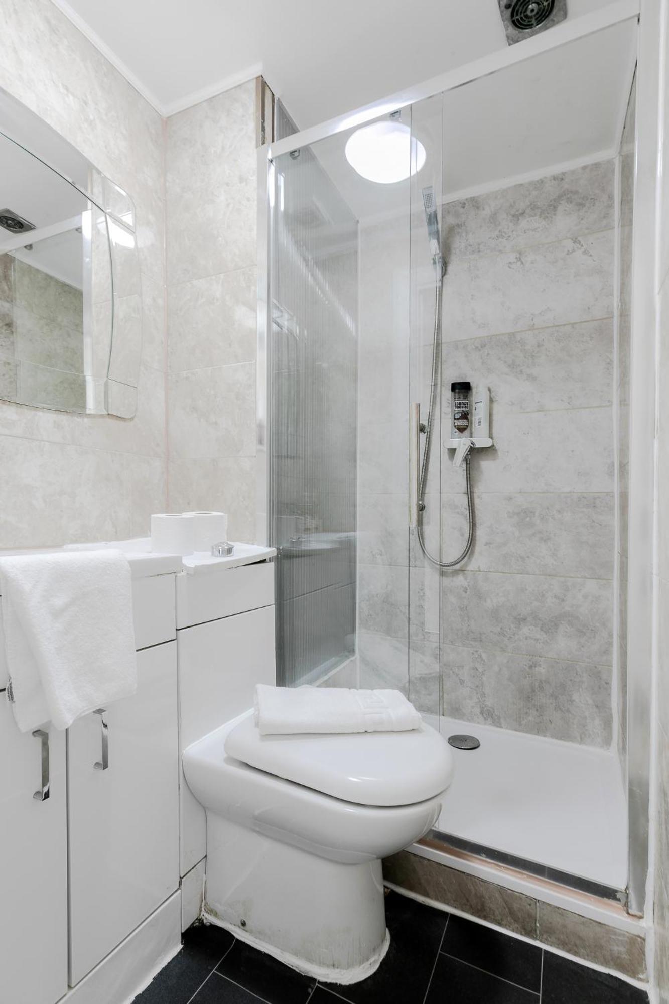 Elegant 3 Bedrooms Near Hyde Park & Oxford St Апартаменты *